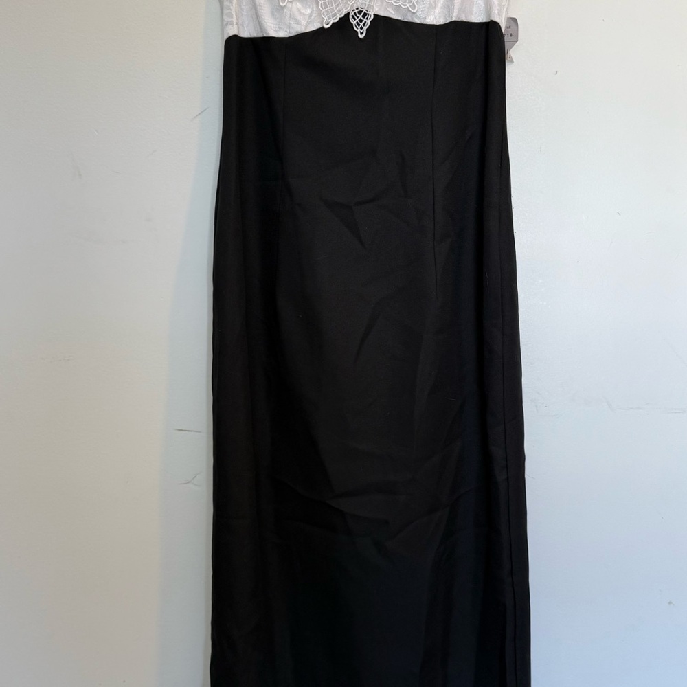 Jordan Vintage Formal dress black and white lace Size 13/14